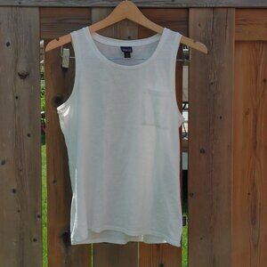 LOVELY PATAGONIA Tank Top with Breast Pocket Women's Size XS WHITE Light Weight
